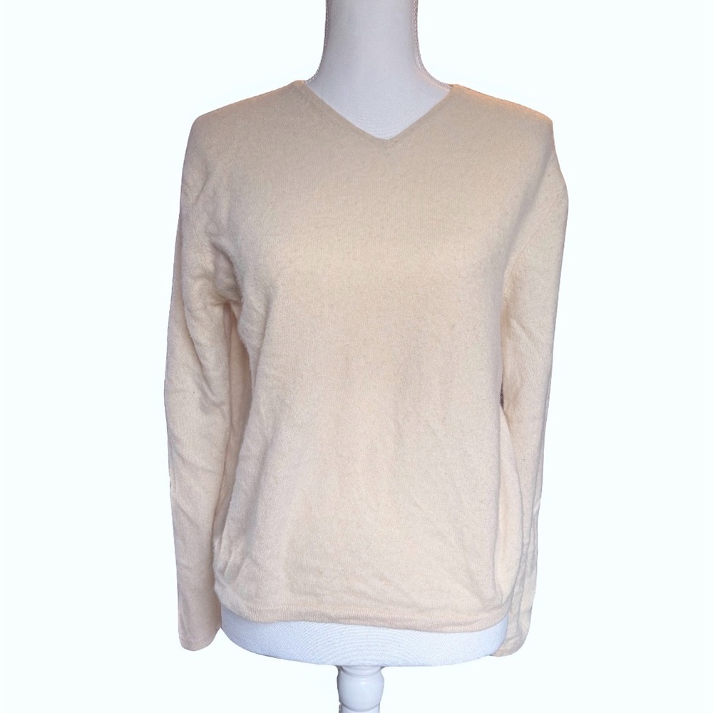 Cashmere ivory V-Neck Sweater | Valerie Stevens Two-Ply